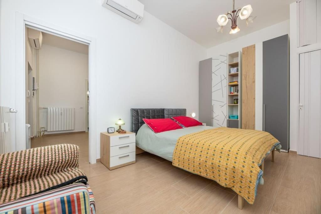 Appartement Liberty House, In Stile Retro! à Milan Extérieur photo